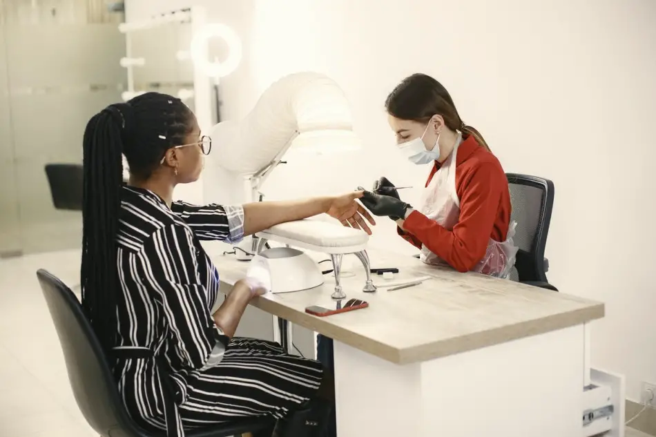 Connect With Professional Nail Technicians