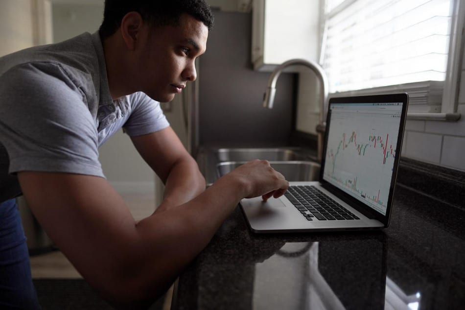 Can You Become a Day Trader By Yourself